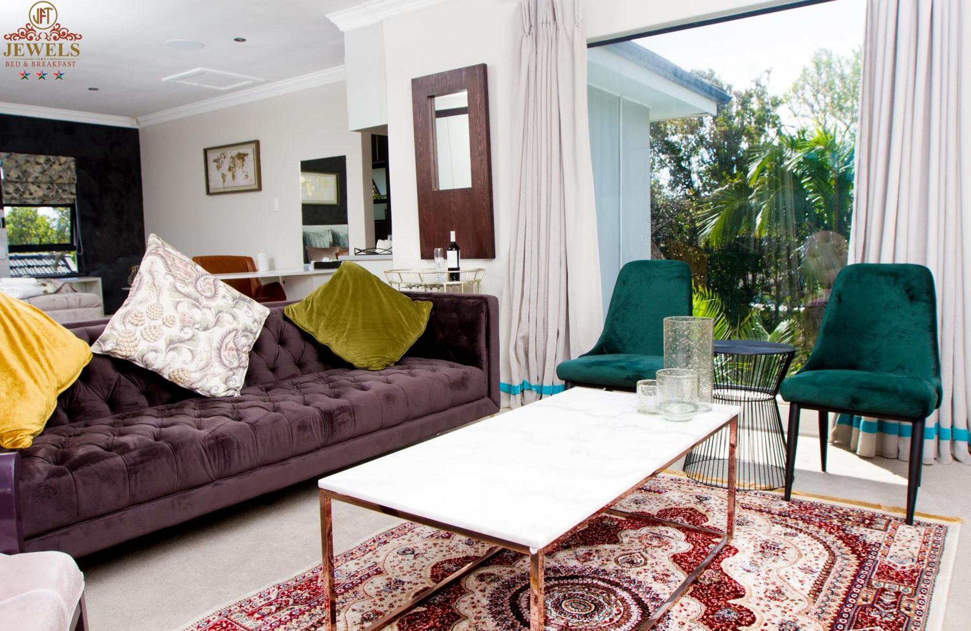 Jft Jewels Guest House Ист-Лондон Экстерьер фото