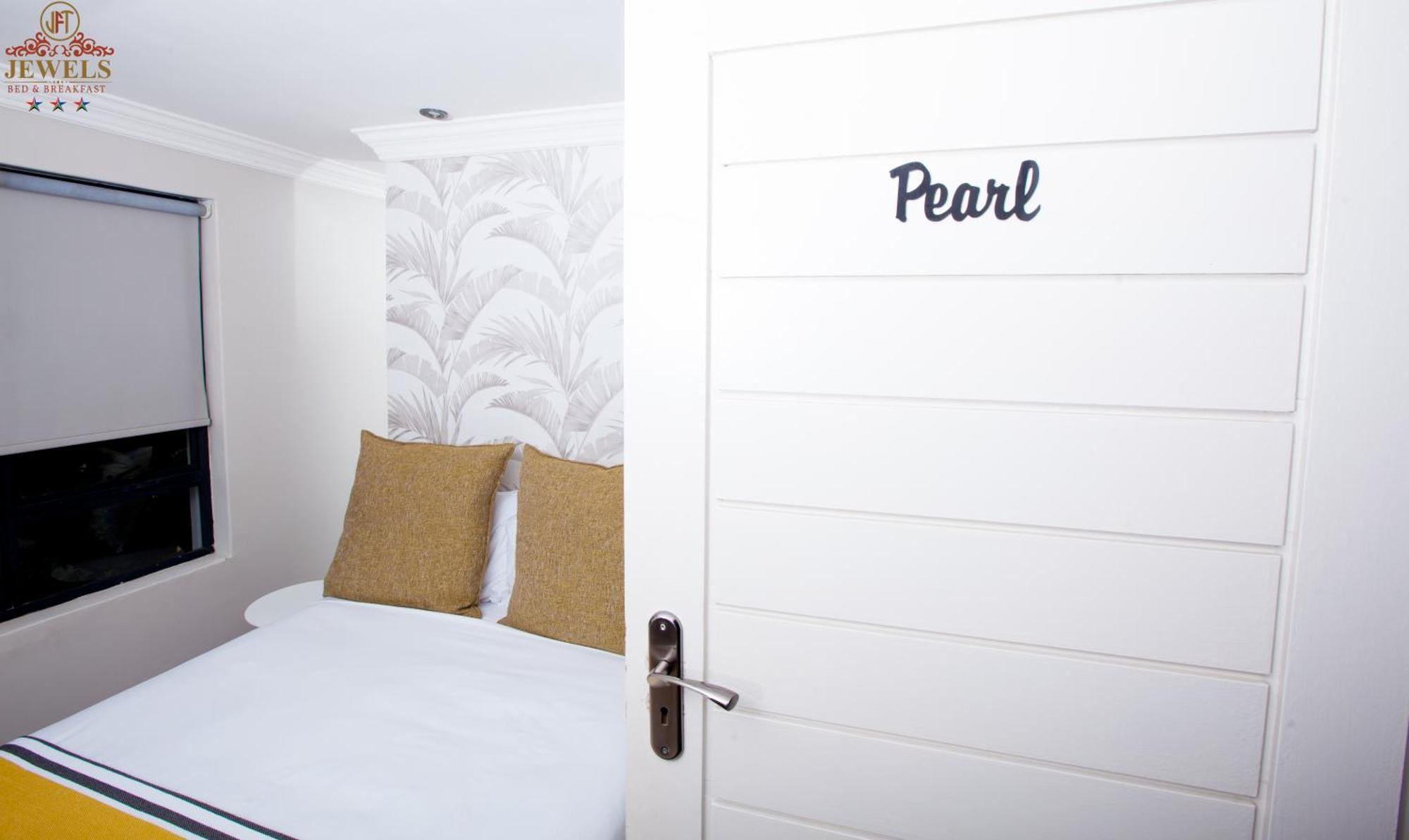 Jft Jewels Guest House Ист-Лондон Экстерьер фото