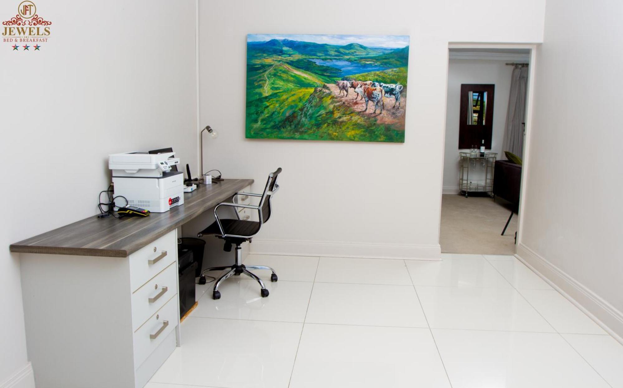 Jft Jewels Guest House Ист-Лондон Экстерьер фото
