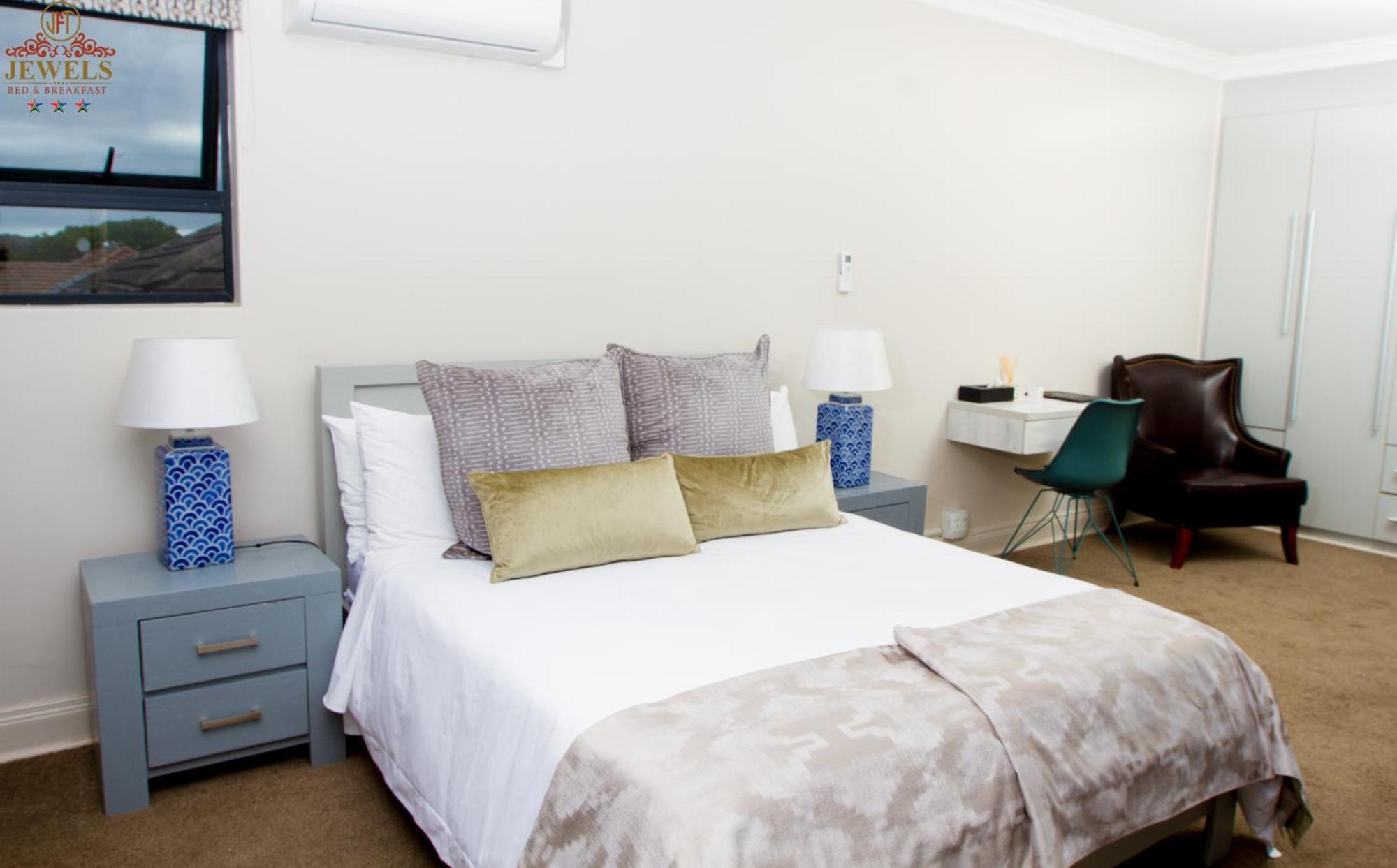Jft Jewels Guest House Ист-Лондон Экстерьер фото